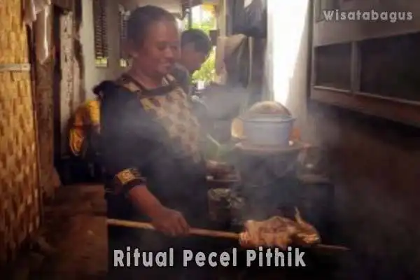 Ritual-Pecel-Pithik-Suku-Osing-Banyuwangi